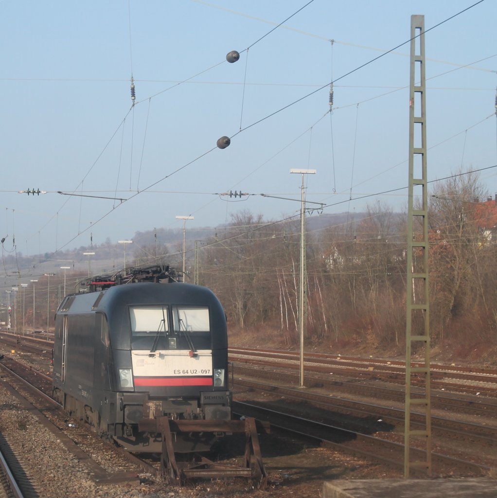 ES 64 U2-097 am 03.03.2013 abgestellt in Weil am Rhein.