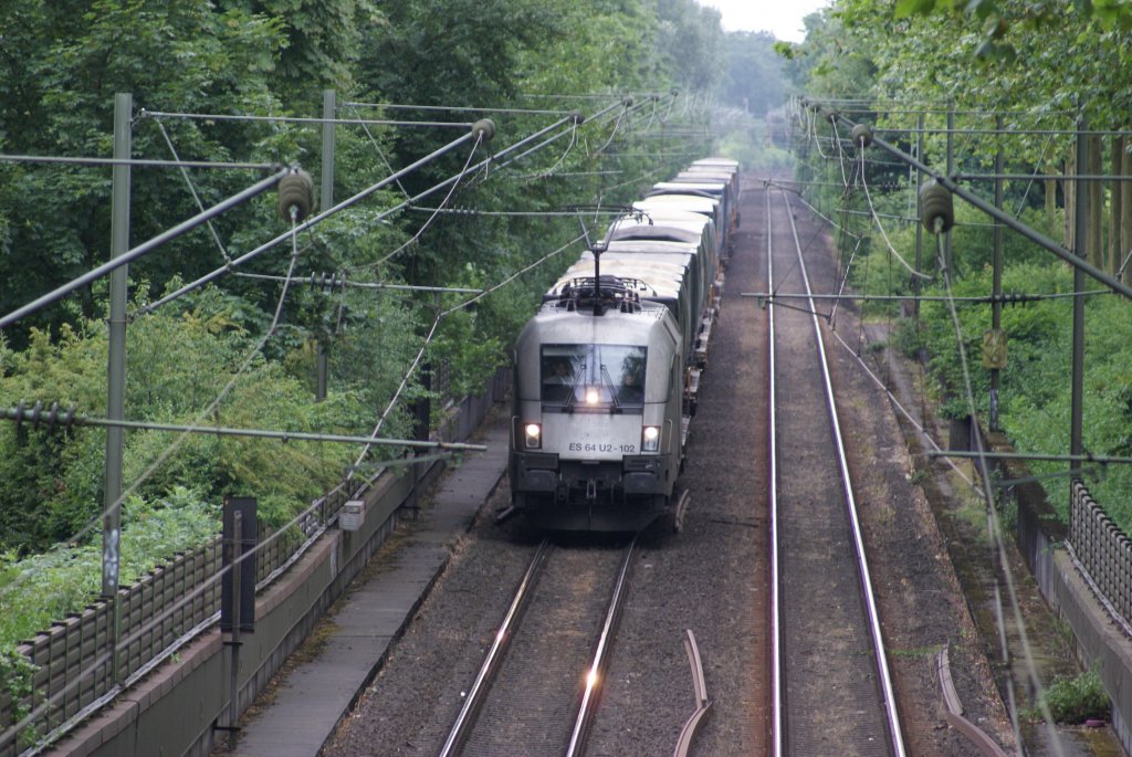 ES 64 U2-102 Hupac mit Vos Zug in D,dorf Rath am 21.06.2009 Gre an den netten Tf !