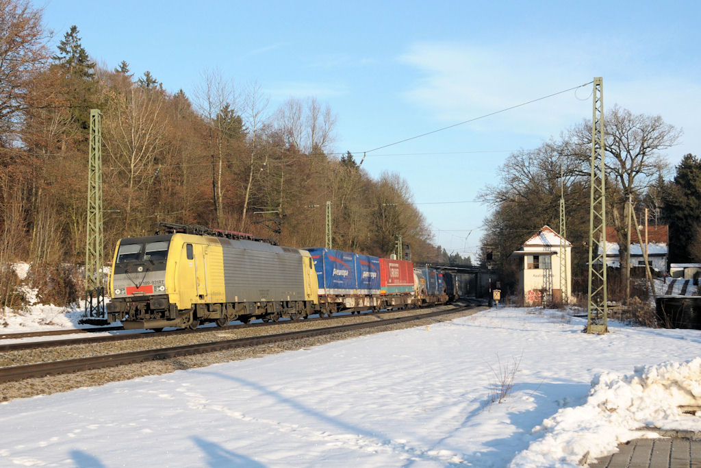 ES64 F4-031 am 05.02.11 in Aling