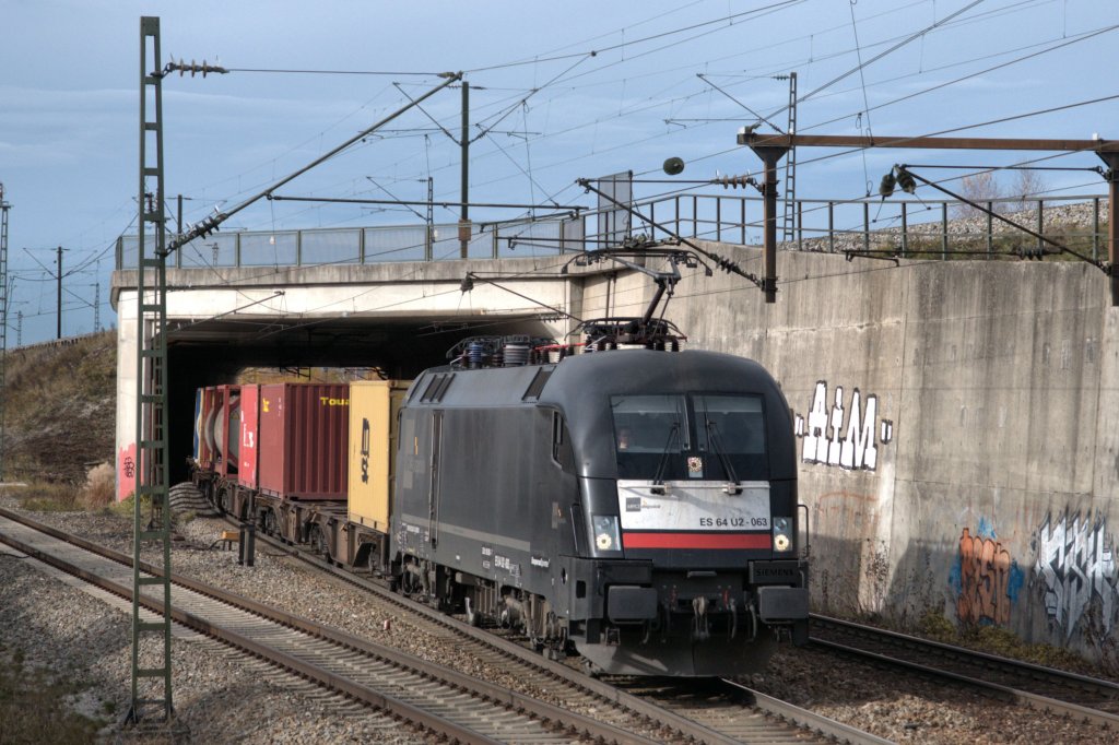 ES64 U2-063 am 10.11.12 in Waldtrudering/Mnchen