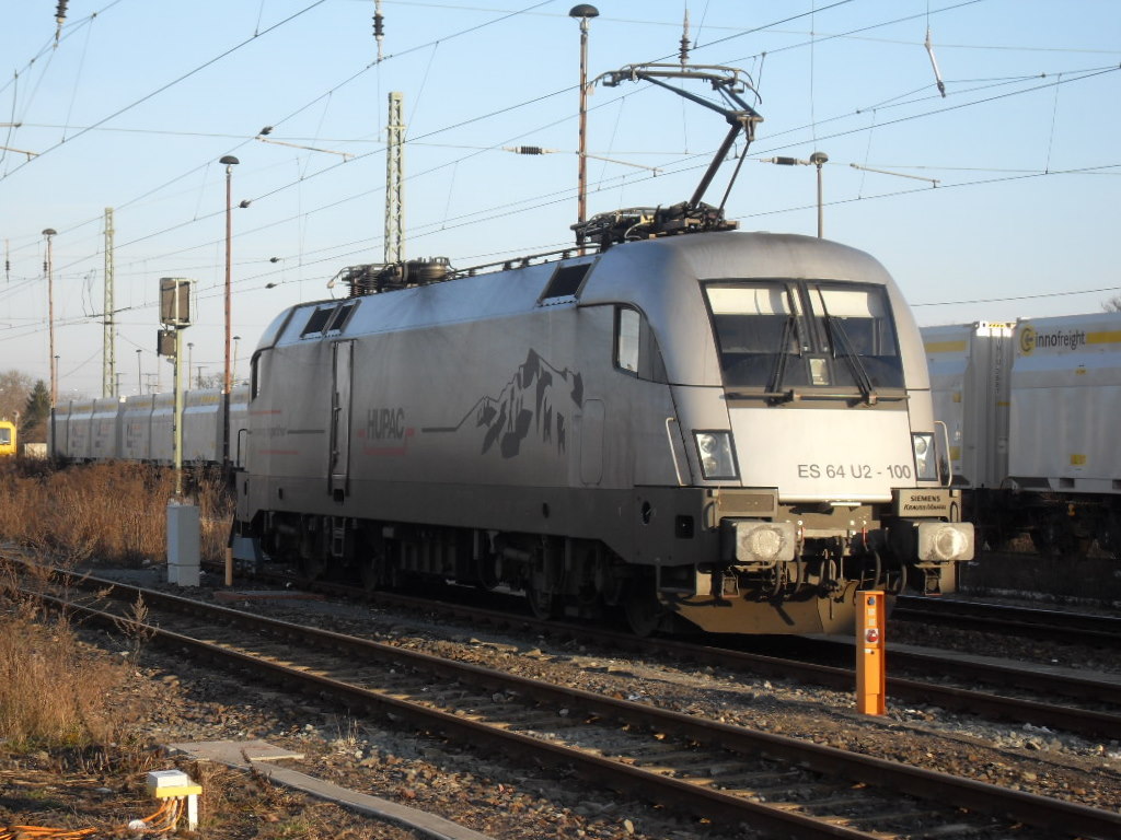 ES64 U2-100 (182 600)war am 07.02.2011 in Stendal.