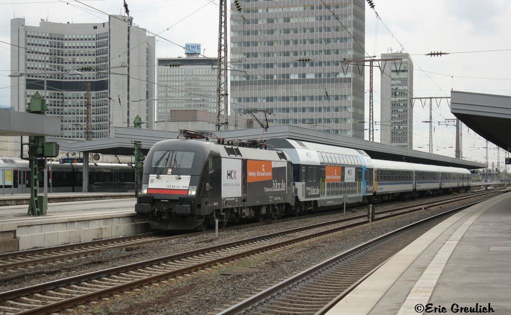 ES64U2-036 am 27.04.13 in Essen HBF.