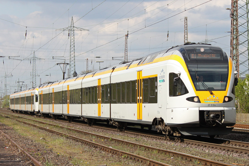 ET 7.04 am 20.4.12 in Ratingen-Lintorf.