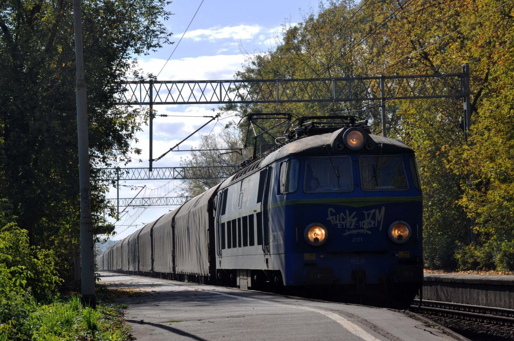 ET22 1062 in Katowice-Podlesie in Richtung Katowice-Ligota (12.10.2012)