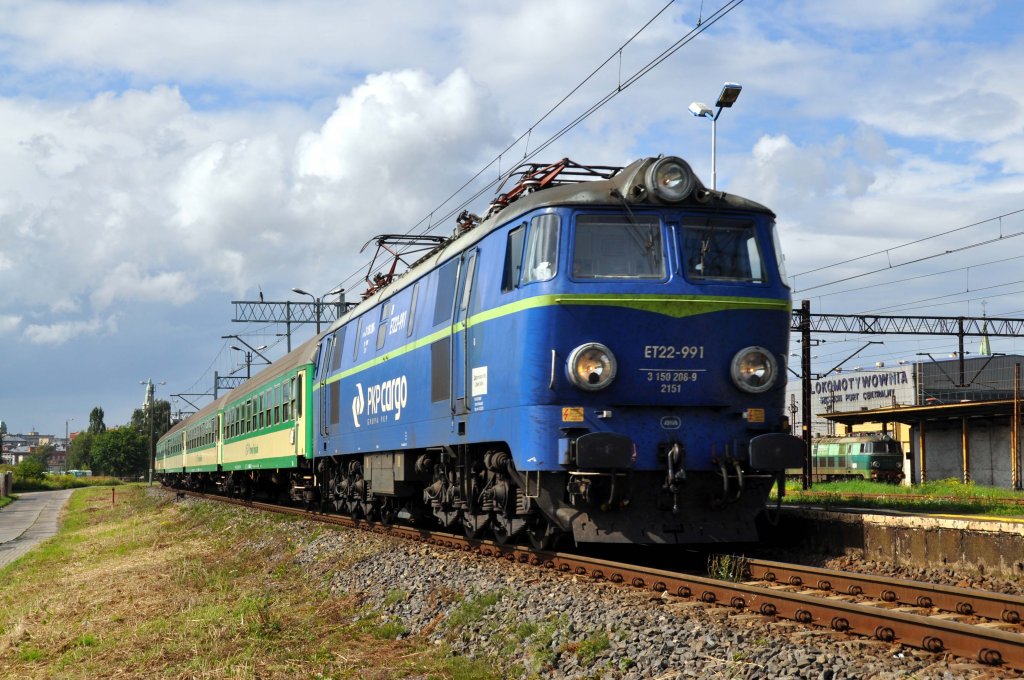 ET22 991 bei Szczecin Port Centralny (08.08.2012)
