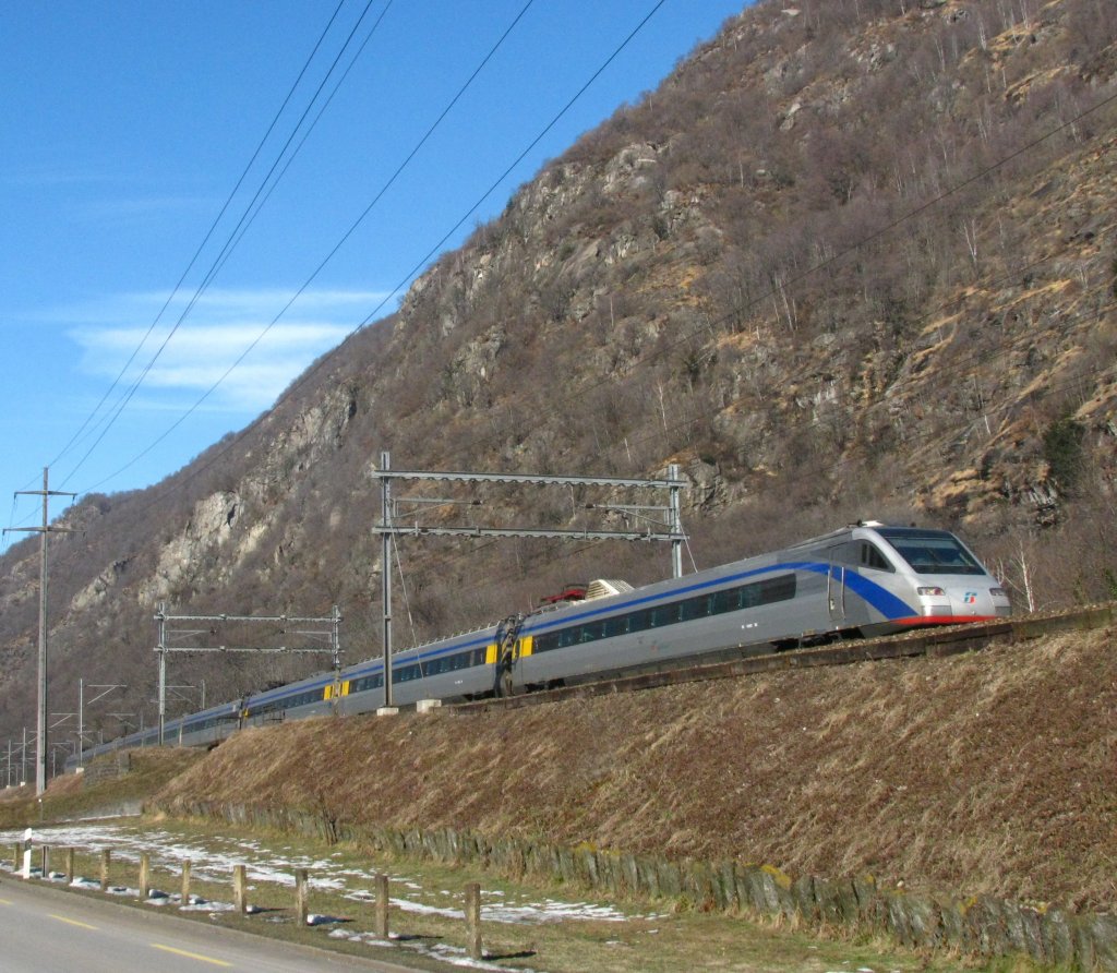 ETR 470 bei Bodio, 13.02.2010.
