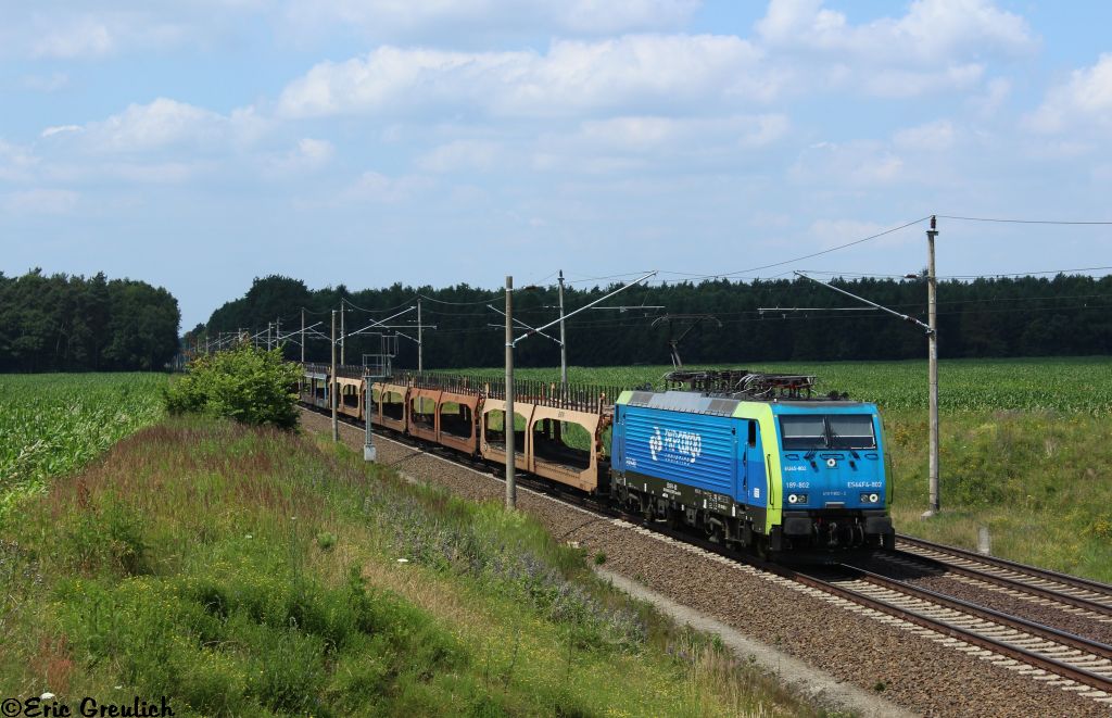 EU45 802 mit einem leeren Autozug am 09.07.13. bei Frankfurt(Oder) Rosengarten.
