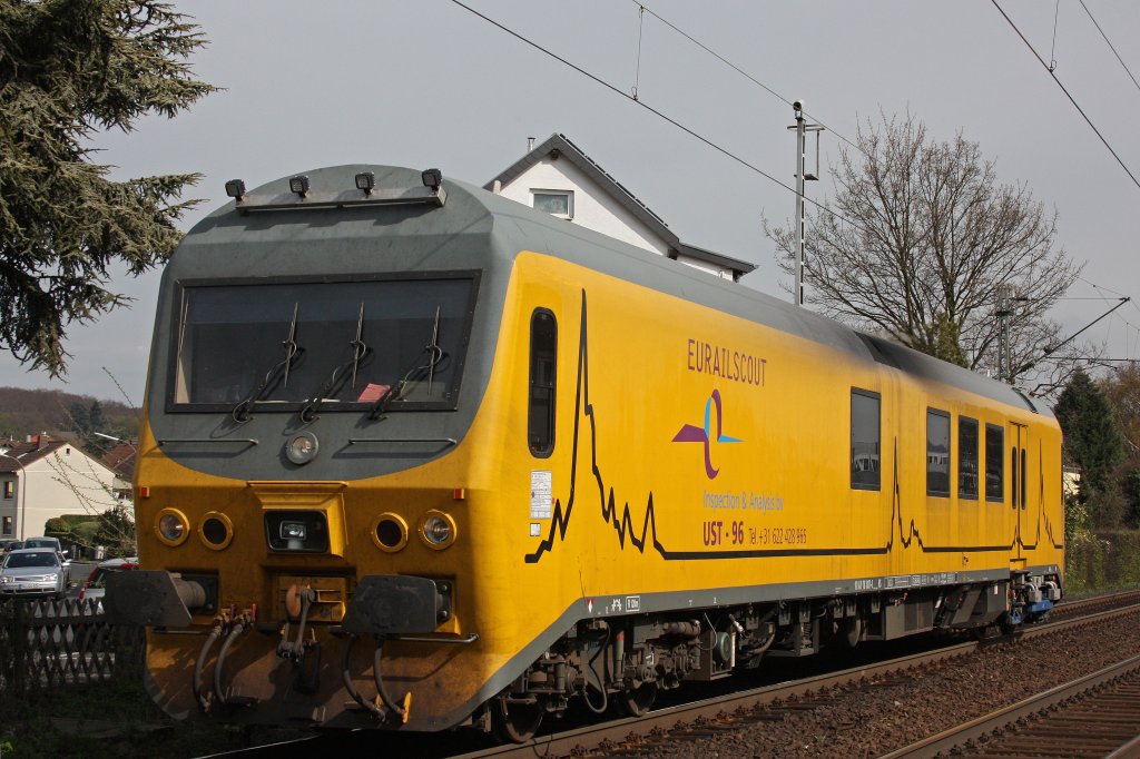 EURAILSCOUT UST-96 fuhr am 2.4.12 durch Bonn-Limperich.