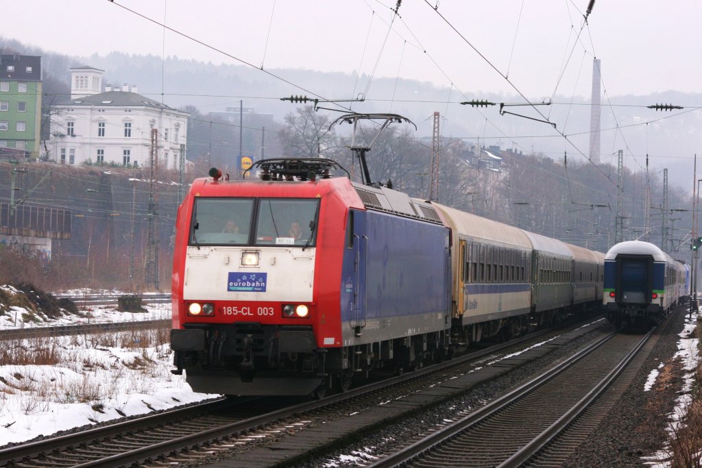 Eurobahn 185-CL 003 mit dem RE13 in Wuppertal Steinbeck,6.2.2010.