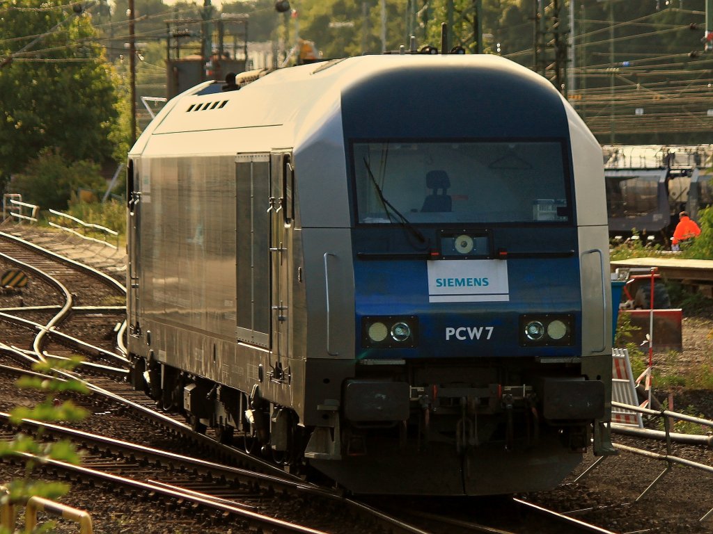 Eurorunner PCW 7 (223 081-1) am 19.09.2012 in Aachen West.