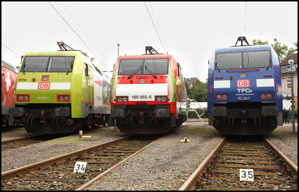 EuroSprinter-Familie: 152 005 (9180 6152 005-5 D-DB)  CLAAS , 189 065 (9180 6189 065-6 D-DB)  Tulpen-Lok  und 152 134 (9180 6152 134-3 D-DB)  TRANSFRACHT .