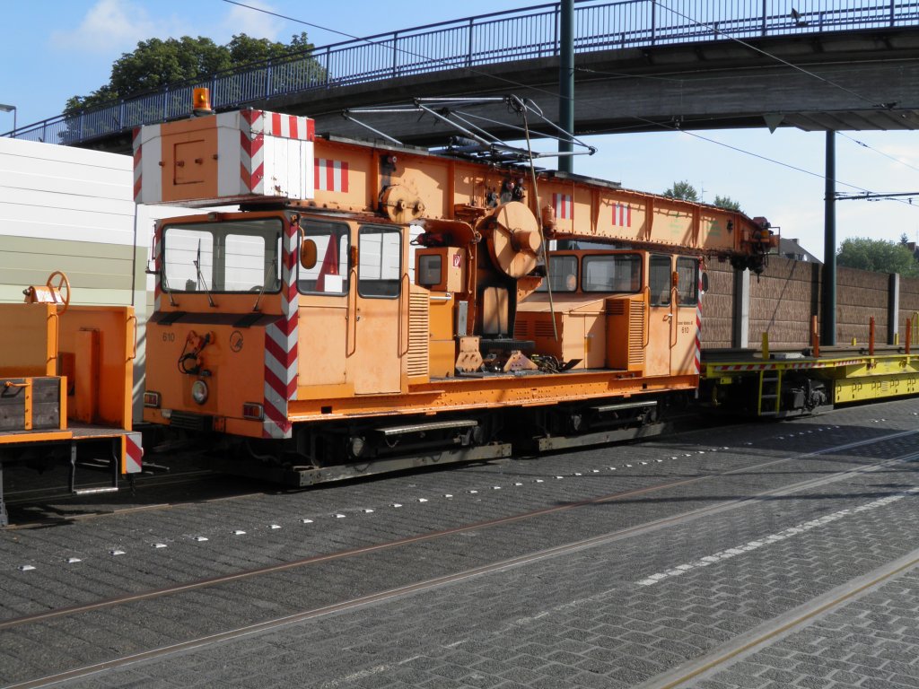 EVAG Kranwagen auf dem Freizugenglichem Abstelgleis an der Werkstadt in Essen (25.07.11)