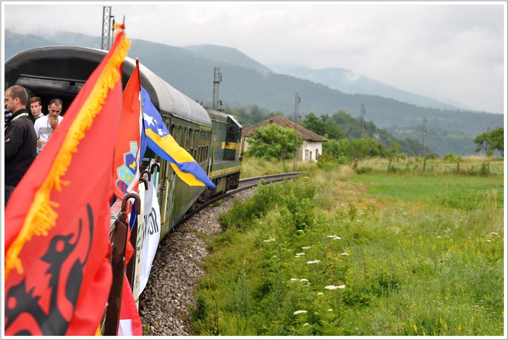 Extrazug des Rotary Club Bihać durch den Nationalpark Una immer entlang der bosnisch/kroatischen Grenze nach Martin Brod. (29.06.2013)