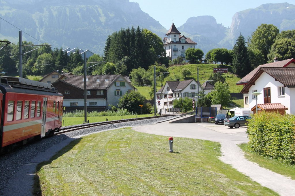 Fahrt mit der AB(Sntis Bahn,von der nur der erste Abschnitt von Appenzell bis Wasserauen gebaut wurde)von Appenzell/AI durch das Schwendetal nach Wasserauen/AI 16.07.13

