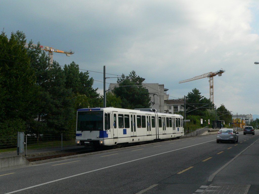 Fahrzeug 213 der Metro Lausanne am 30.7.2011 in Bassenges