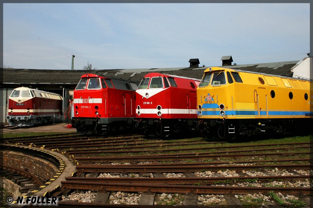 Farbvarianten beim U-Boot in Weimar am 15.4.2012 