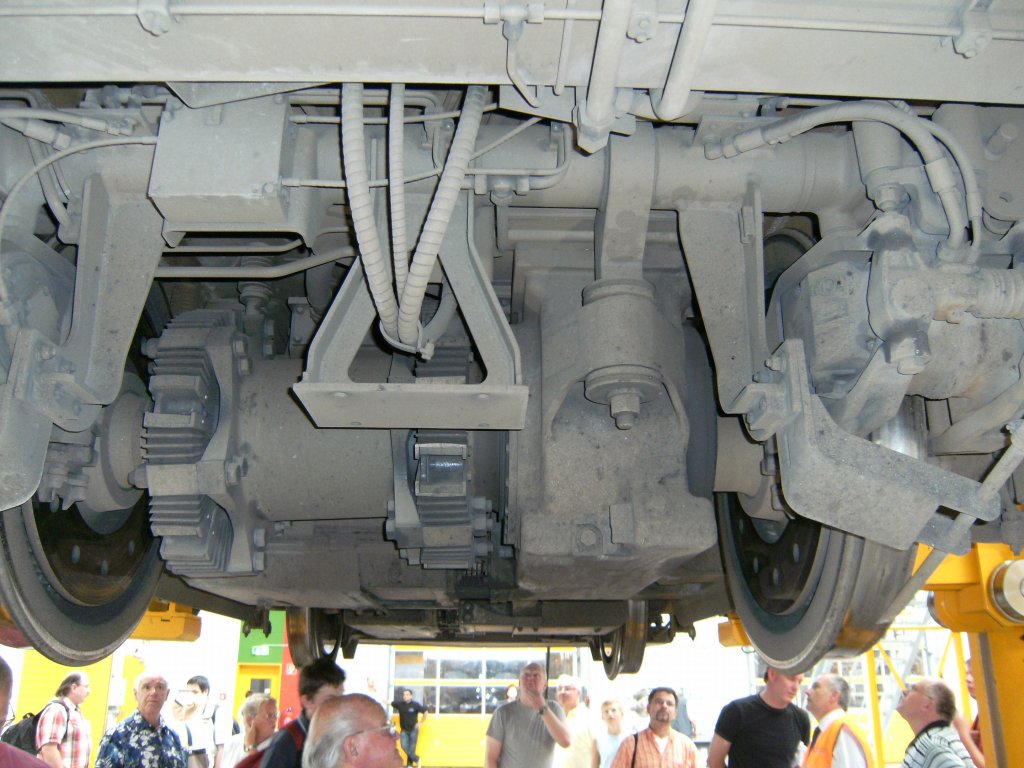 FLIRT von unten beim Tag der Offenen T�r am 15.08.2009 im Eurobahn Betriebswerk Hamm-Heessen