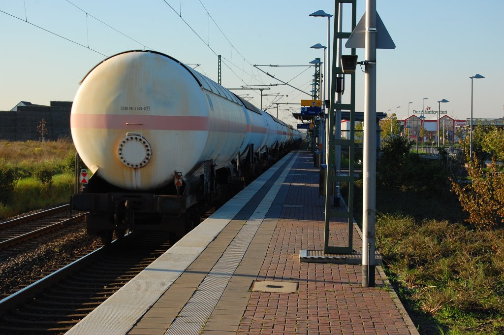 Flssiggaswagon bei der Durchfahrt im HP Allerheiligen. 11.10.2010
