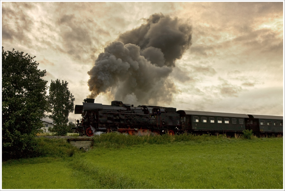 Fotodampfzug Z91151 (Attnang-Puchheim-Ried) mit der 78.618 nahe Wolfshtte am 6.8.2010


