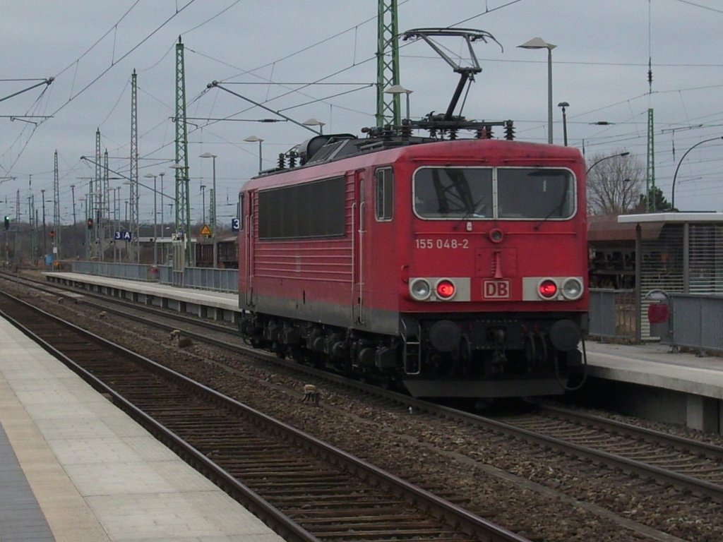 Freie Fahrt bekam,am 22.M�rz 2010,155 048 als Sie Lz,von Mukran,durch den Bahnhof Bergen/R�gen,mit 90km/h,rauschte.