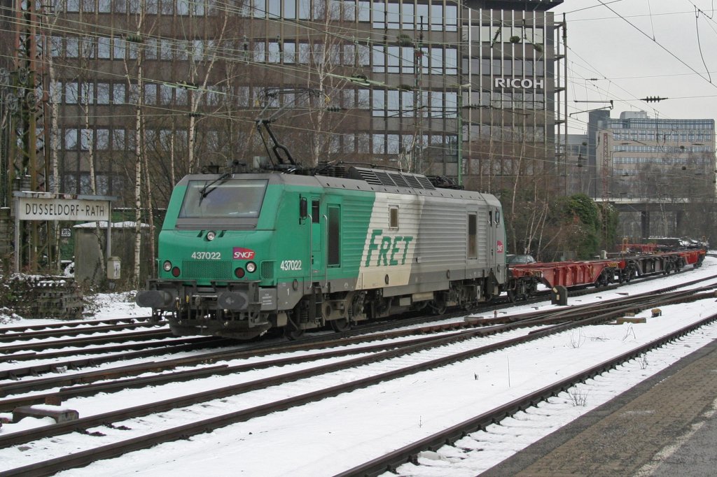 FRET 437022 fhrt am 1.2.10 mit Gz durch Dsseldorf-Rath