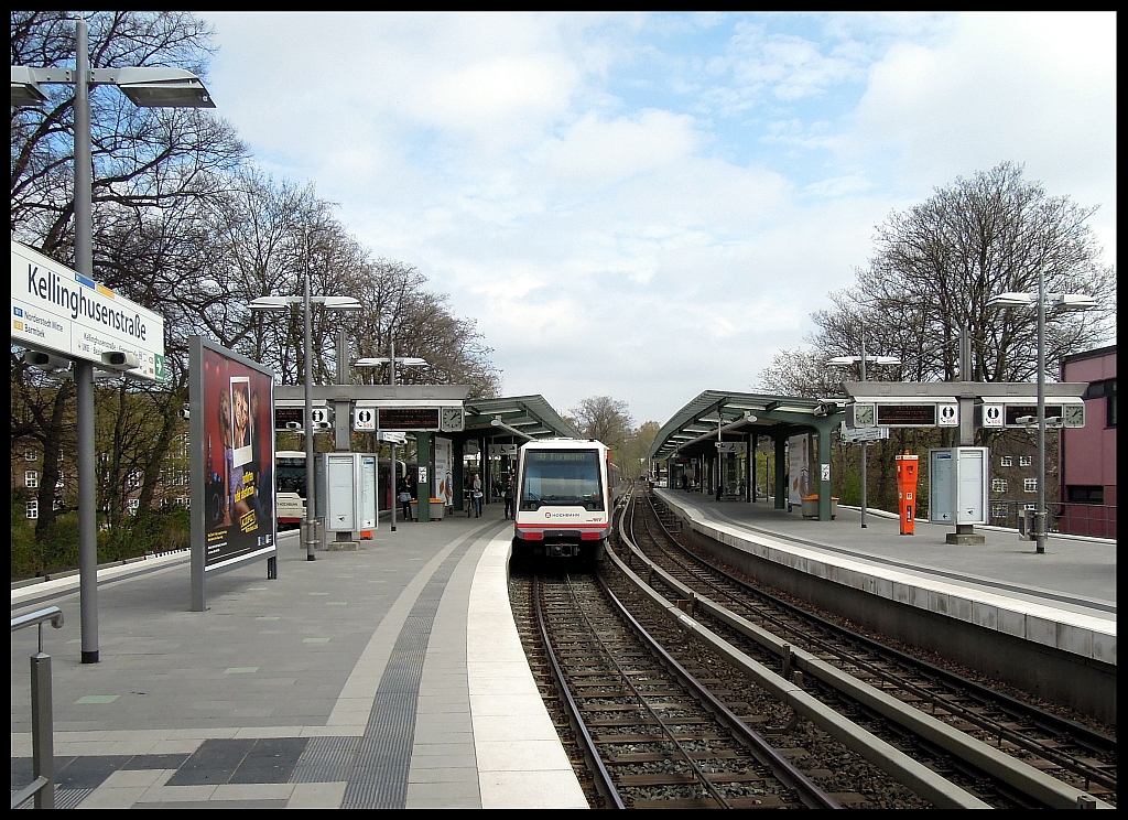Frisch renoviert: der Hamburger U-Bahnhof  Kellinghusenstrae . 25.4.2013