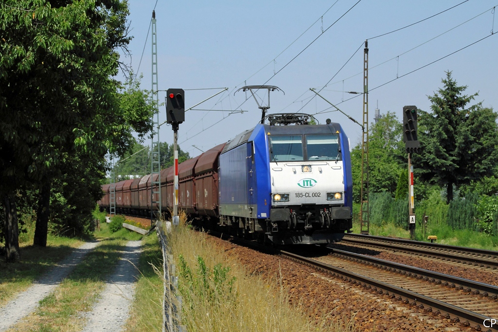 Frher bei Veolia im Einsatz, jetzt fr ITL unterwegs: 185-CL 002 am 2.7.2010 in Dresden-Stetzsch.
