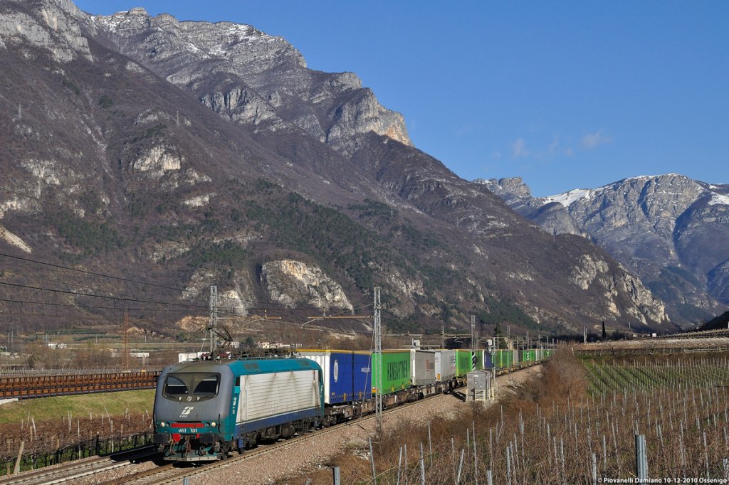 FS E412.001 descending the Brennerbahn with a freight train to Verona Quadrante Europa