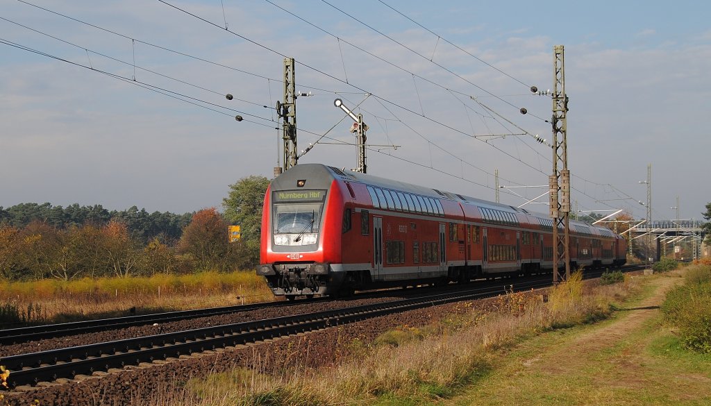 Fr diesen RE ging die Fahrt am 31.10.2010 nach Nrnberg. Hier wurde er kurz nach Hirschaid abgelichtet.