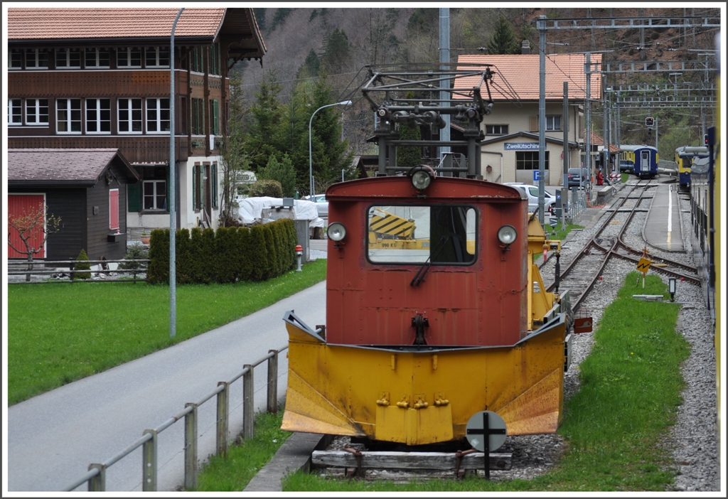 fr den Schneepflug der BOB besteht jetzt Sommerpause. Zweiltschinen (25.04.2012)