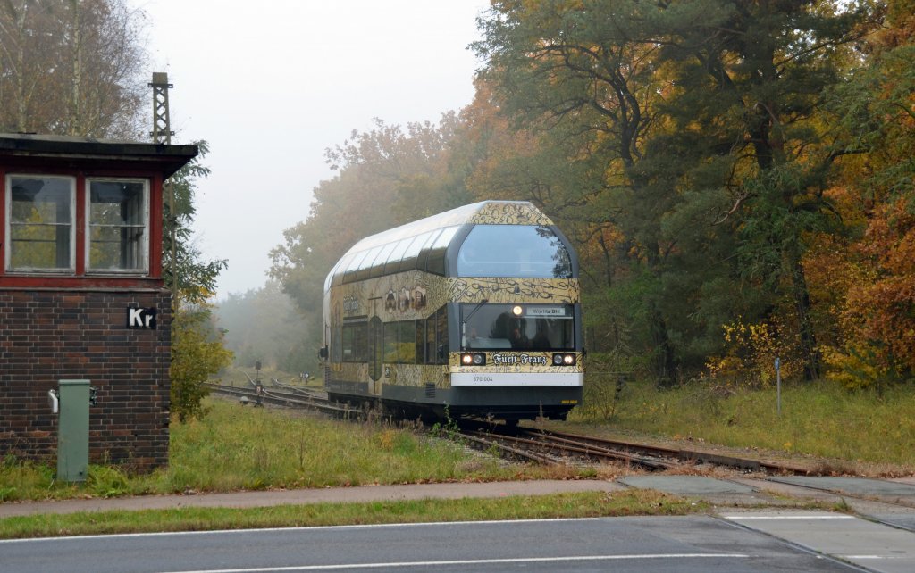 F�rst Franz hat vor kurzem den Bahnhof Oranienbaum verlassen und ist nun wieder auf dem Weg nach Dessau. Fotografiert am 31.10.11 in Oranienbaum.