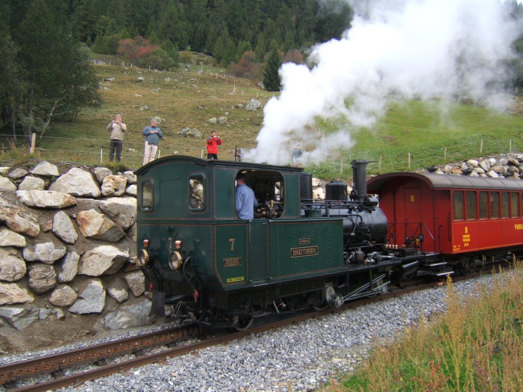 Furka-Dampfbahn kurz vor dem Bahnhof Oberwald am 26.09.2010