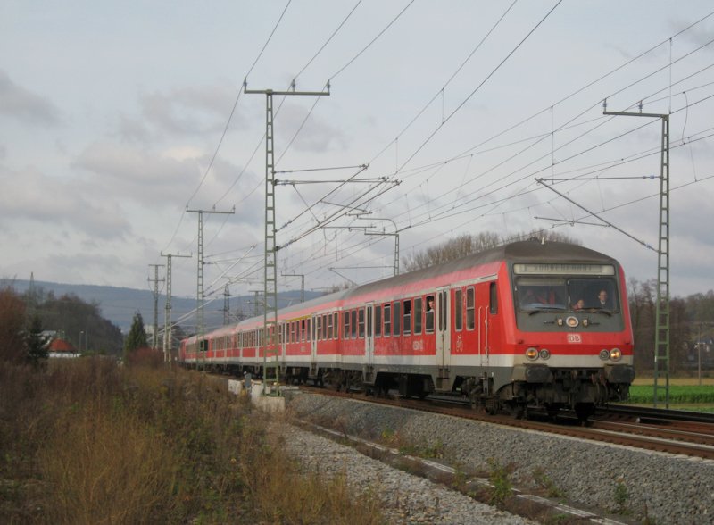 Fu�ballsonderzug von Frankfurt (Main) nach Sinsheim (Elsenz) mit Schublok 110 432-2 am 13. Dezember 2009 bei Meckesheim. Gru� an den Tf!