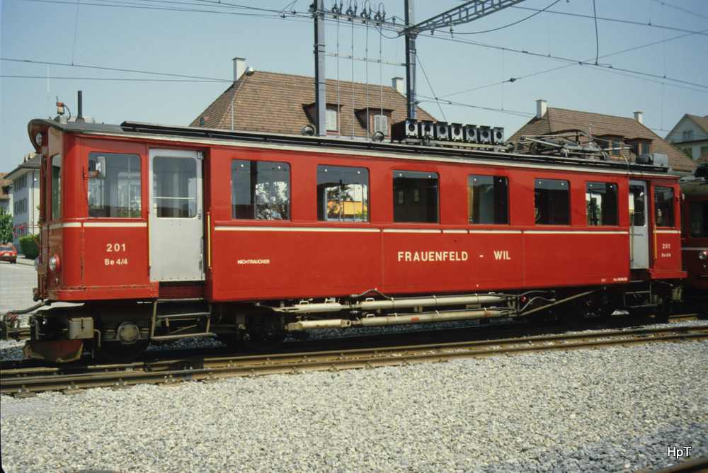 FW - Triebwagen Be 4/4  201 in Wil im Mai 1985 .. Bild an Dia  