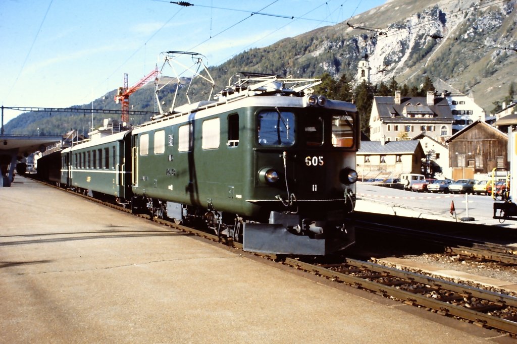 Ge 4/4 I 606 im September 1983 in Samedan.