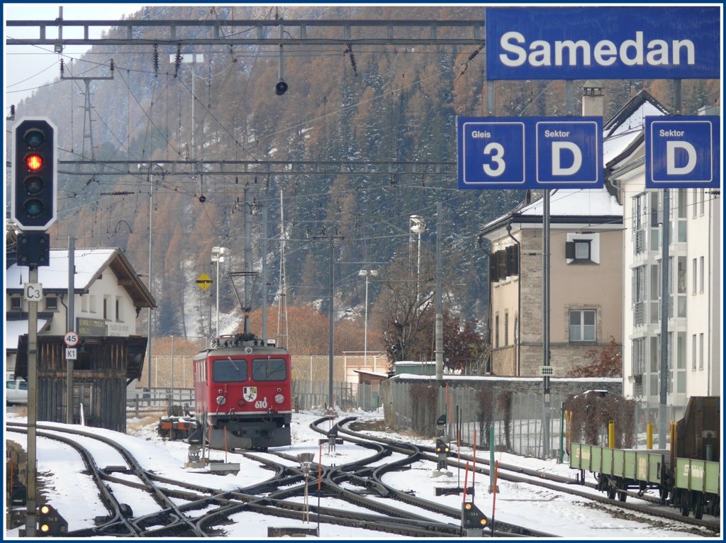 Ge 4/4 I 610  Viamala  in ...ist angeschrieben. (11.11.2009)