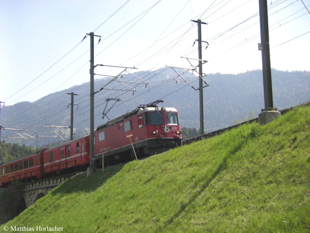 Ge 4/4 II 620 kurz nach Reichenau (18. April 2011)