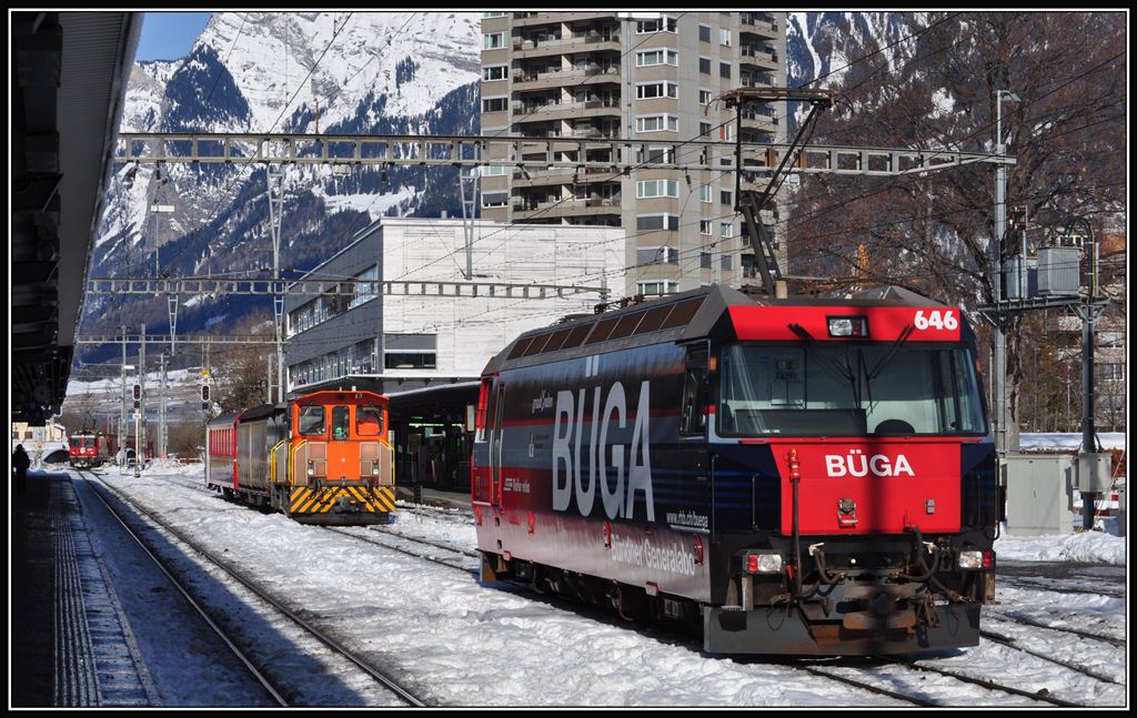 Ge 4/4 III 646  Sta.Maria/Val Mstair  in Landquart. (14.12.2012)