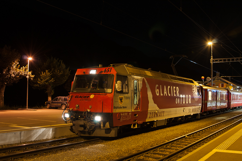 Ge 4/4 III 651  Fideris  am 9. August 2011 mit dem R 1173 (Chur - Samedan) in Filisur.