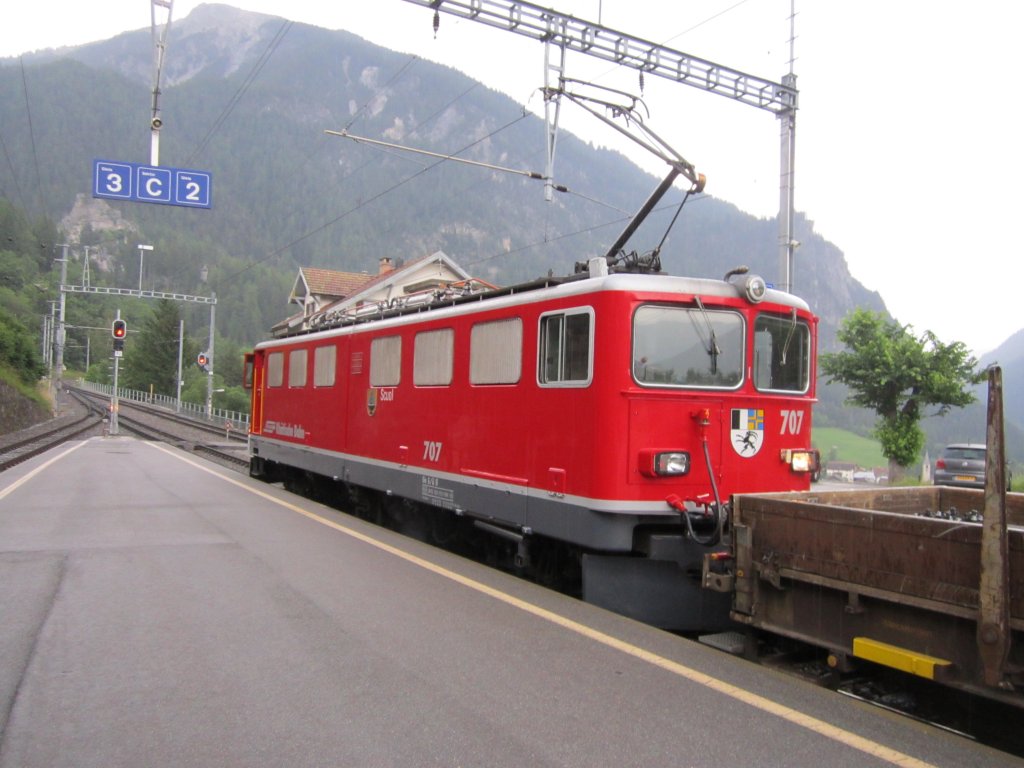 Ge 6/6 707 als Gterzug 5157 nach Pontresina am 02.07.12 in Filisur.