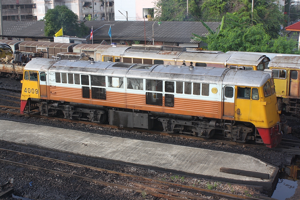 GEK 4009 (Co'Co', de, General Electric, Bj.1963, Fab.Nr. 34858) am 28.Oktober 2010 im Depot Hat Yai.