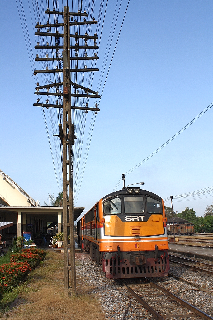 GEK 4026 (Co'Co', de, General Electric, Bj.1963, Fab.Nr. 34875) am 04.November 2012 im Bf. Sila At.

