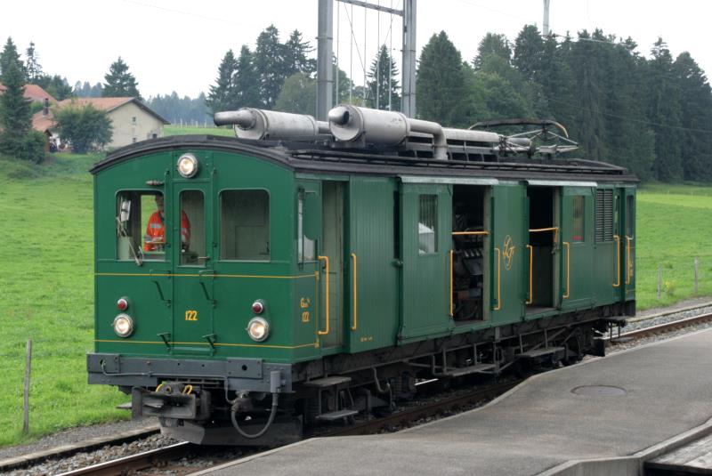 Gem 4/4 122 in Pr-Petitjean; 28.08.2010