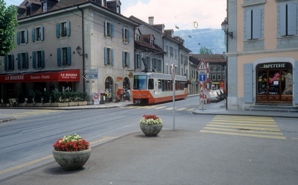 Genve / Genf TPG Tram 12 (ACMV/Dwag/BBC-Be 4/6 816) Rue du March am 8. Juli 1990.