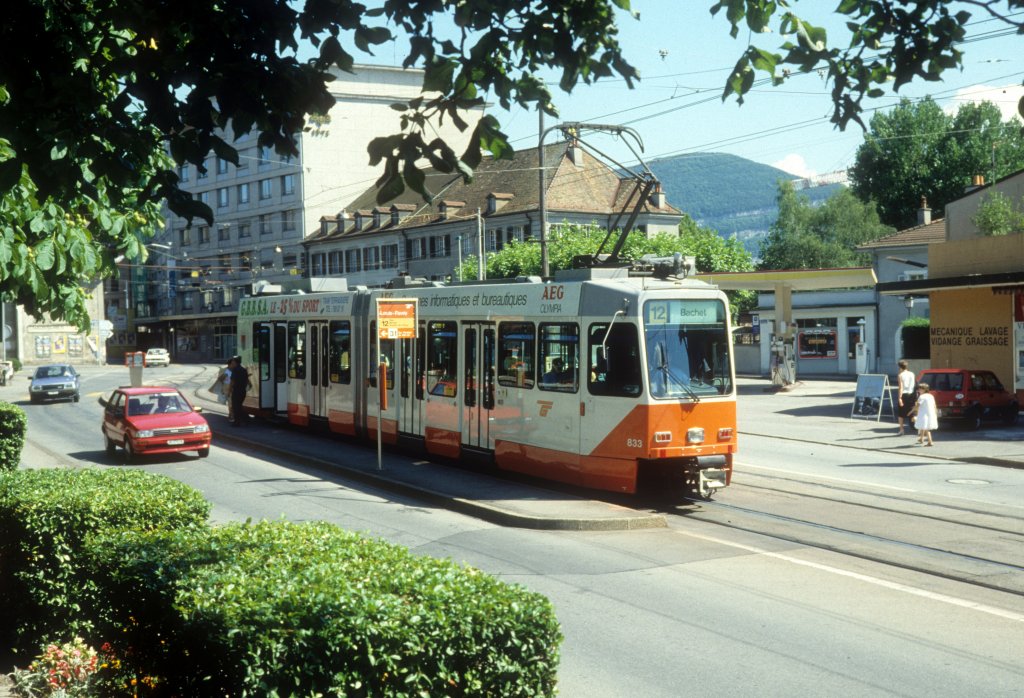 Genve TPG Tram 12 (ACMV/Dwag/BBC-Be 4/6 833) Place Louis Favre am 8. Juli 1990.
