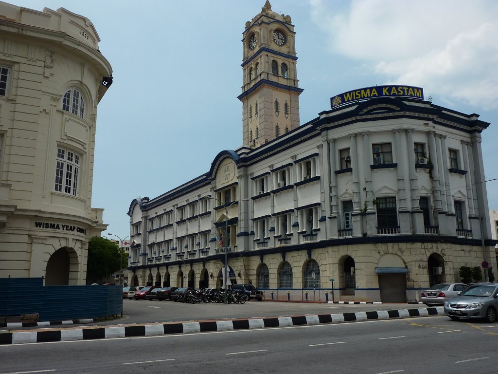 Georgetown liegt auf einer Insel und hat demnach auch keine Bahnanbindung. Trotzdem verfgt die Stadt ber ein ehemaliges Bahnhofgebude, das direkt gegenber vom Fhranleger nach Butterworth liegt. Aufgenommen am 25.04.2011.