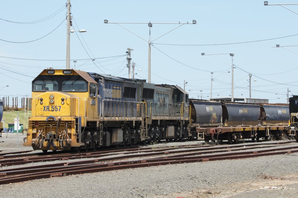 Getreidezug am 8.12.2011 im Gterbahnhof North Gellong bei der Bremsprobe.