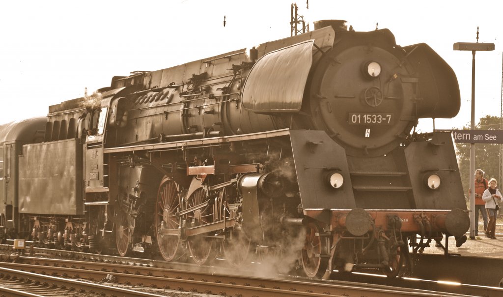 Gewaltig: 01 1533-7 am Morgen des 28.05.2011 in Haltern am See