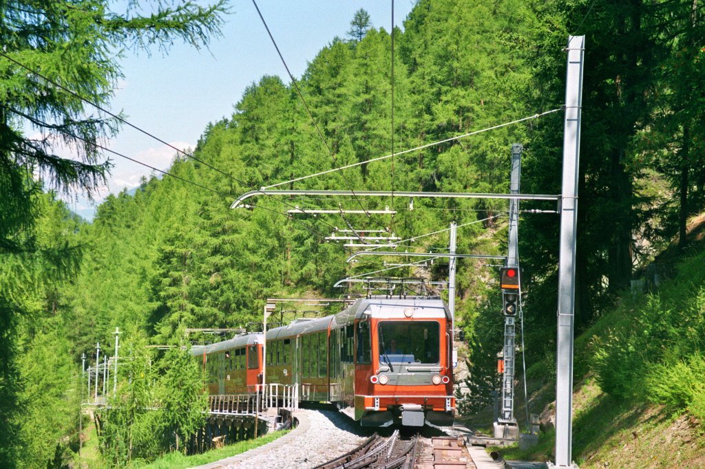 GGB Bhe 4/6 .... und Bhe 4/6 .... in Findelbach. August 2009 