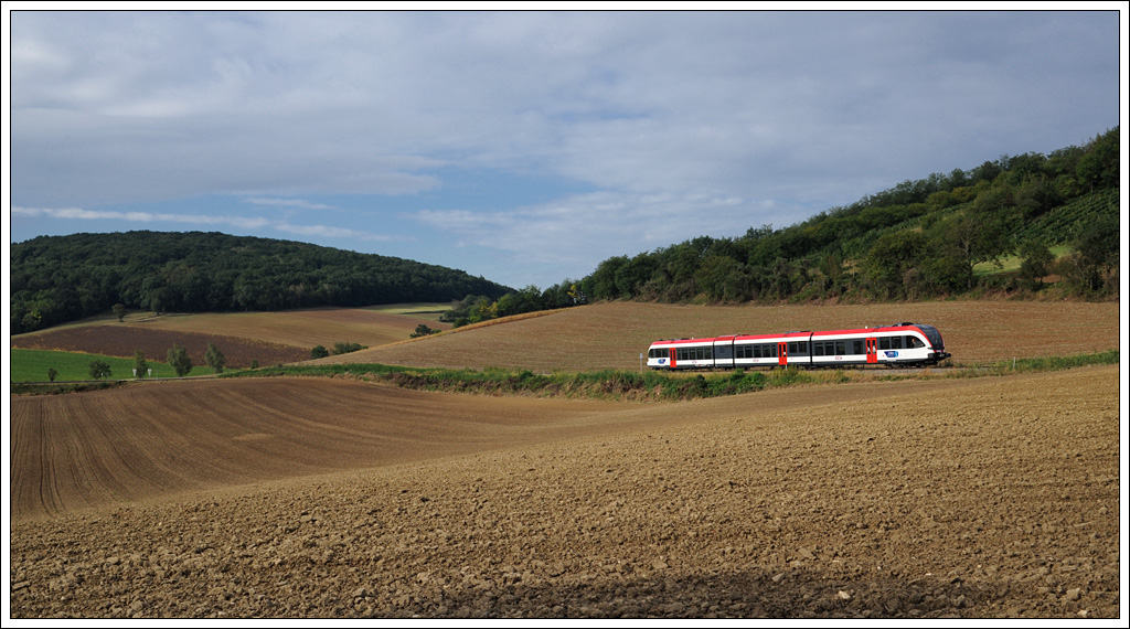 GKB 5063 009 als SLP 17464 von Graz nach Ernstbrunn am 15.9.2012, aufgenommen kurz nach dem Bahnhof Wetzleinsdorf.